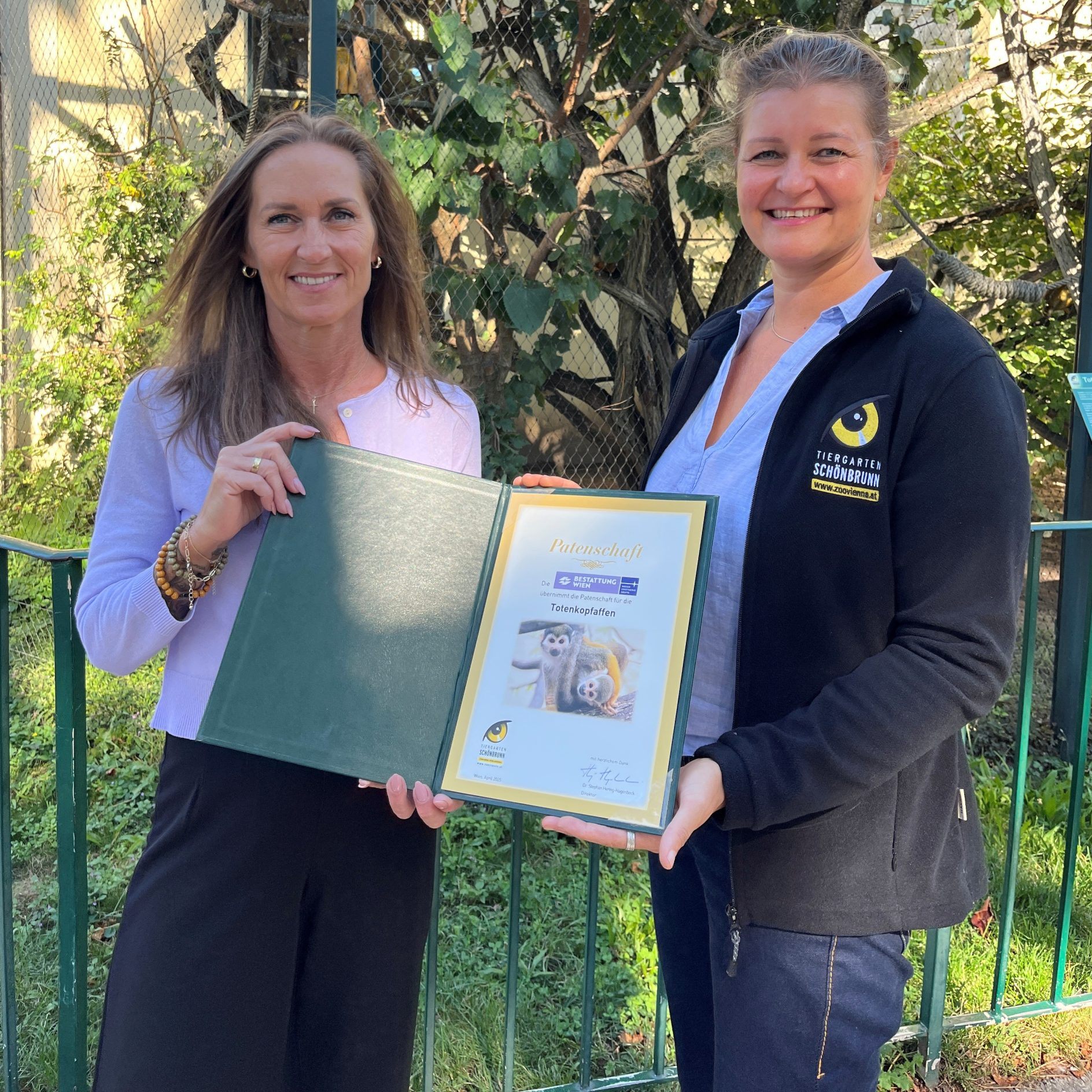 Verlängerung Patenschaft für die Totenkopfaffen im Tiergarten Schönbrunn.