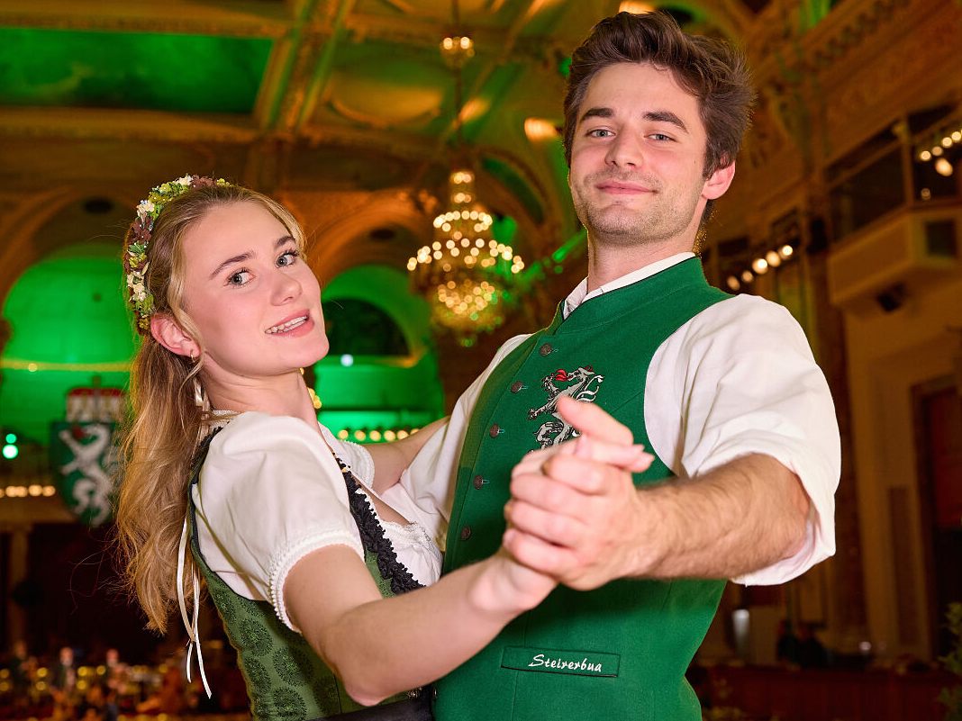 Tanzpaare werden für die Eröffnung des Steirerballs 2026 in Wien gesucht.