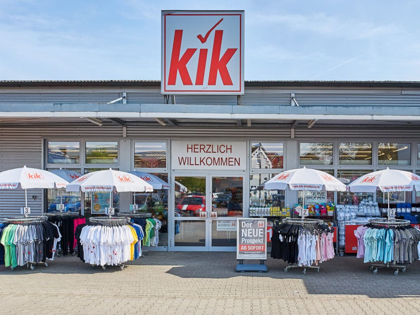 In Österreich hat KiK laut Angaben auf der Unternehmenshomepage mehr als 220 Filialen.