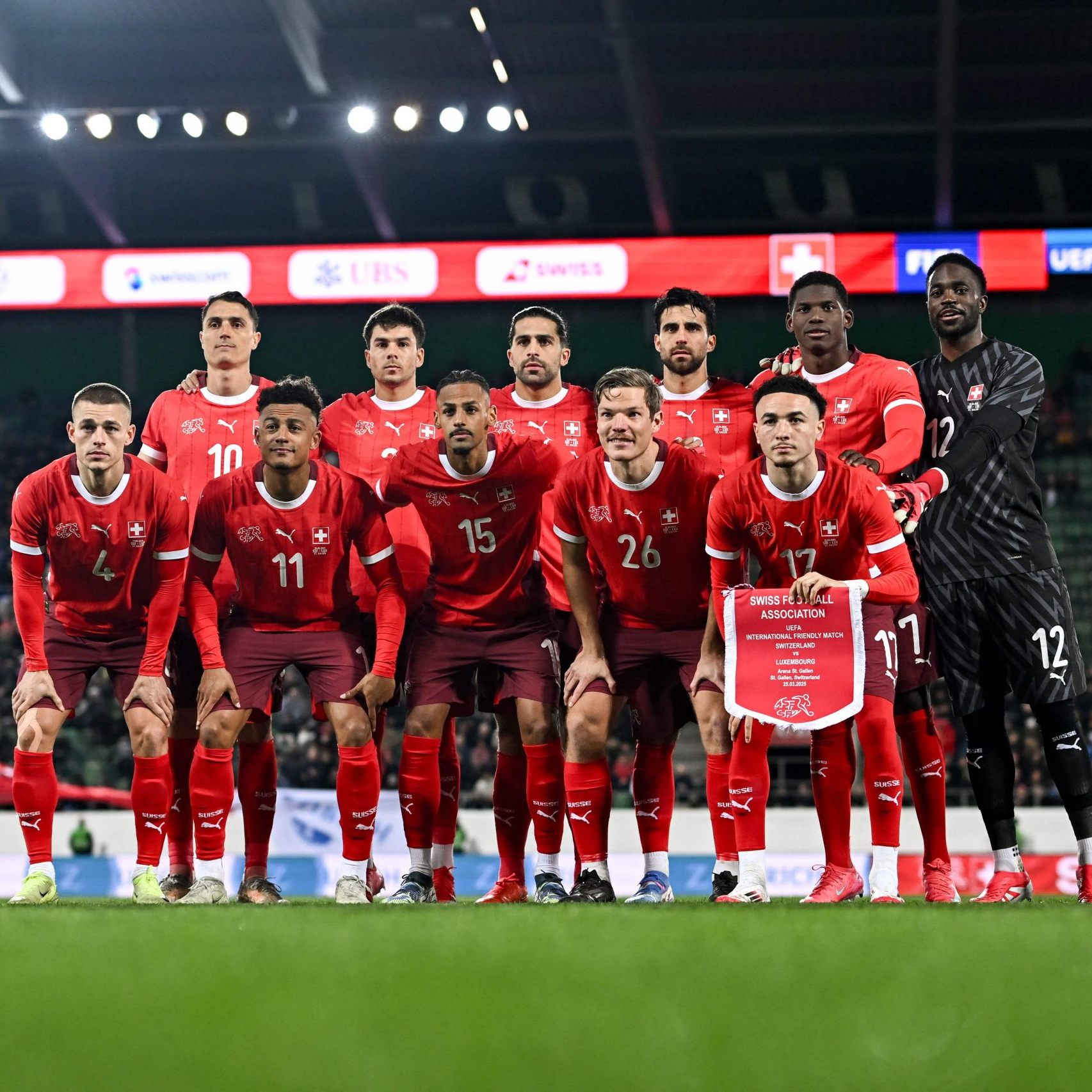 Embolo ist Teil der Schweizer Fußball-Nationalmannschaft.