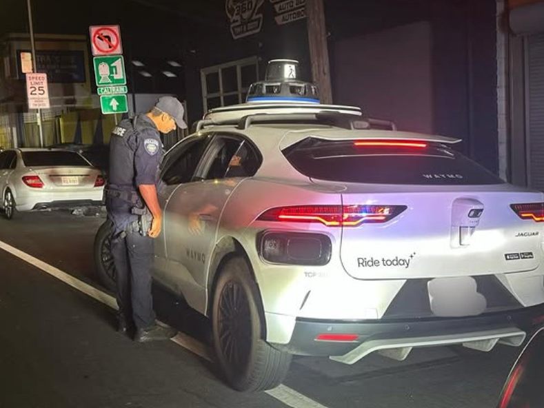 "Da es keinen menschlichen Fahrer gab, konnte kein Strafzettel ausgestellt werden."