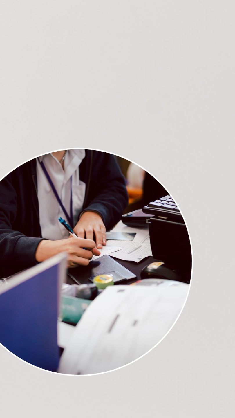 Betrugsmasche per Telefon – Banker überwiesen Hunderttausende