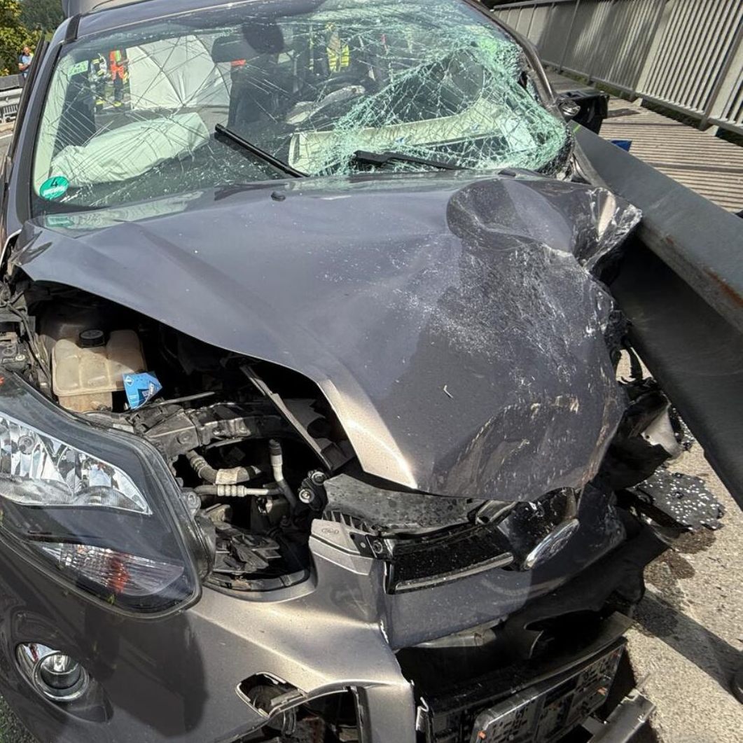 Am Sonntagnachmittag kam es auf der L200 zu einem schweren Verkehrsunfall.