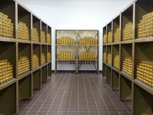 Teile des tonnenschweren Austro-Goldschatzes in der Nationalbank
