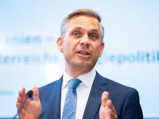 Wolfgang Hattmannsdorfer bei einem Pressegespräch Anfang Oktober Wolfgang Hattmannsdorfer bei einem Pressegespräch Anfang Oktober
