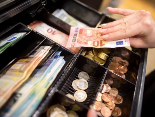 Rom bittet Banken und Versicherer zur Kassa Rom bittet Banken und Versicherer zur Kassa