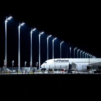 Lufthansa-Jet am Boden