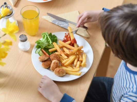 Beginn-f-r-britisches-Werbeverbot-f-r-Junk-Food