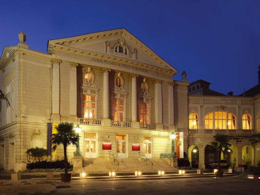 Demo-gegen-Aufl-sung-des-Orchesters-der-B-hne-Baden
