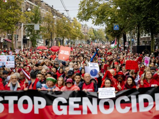 250-000-demonstrierten-in-Amsterdam-gegen-Gaza-Krieg