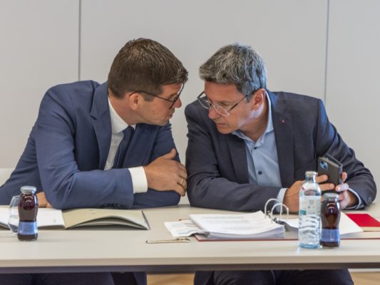 Klausur-der-rot-schwarzen-K-rntner-Landesregierung-gestartet