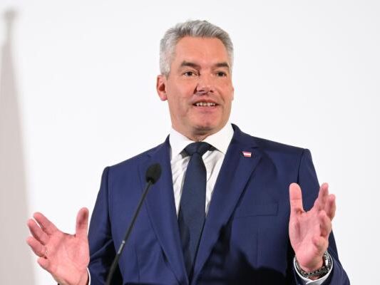 Nehammer hatte die Drohung am 17. August 2024 erhalten Nehammer hatte die Drohung am 17. August 2024 erhalten