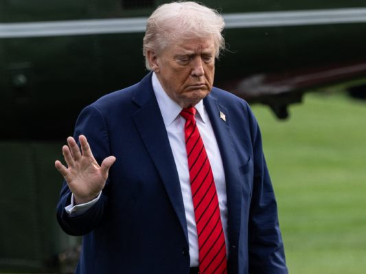 US-Präsident Donald Trump verschärft Handelsstreit mit China US-Präsident Donald Trump verschärft Handelsstreit mit China