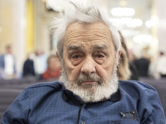 arnulf-rainers-beziehung-zur-art-brut-in-baden