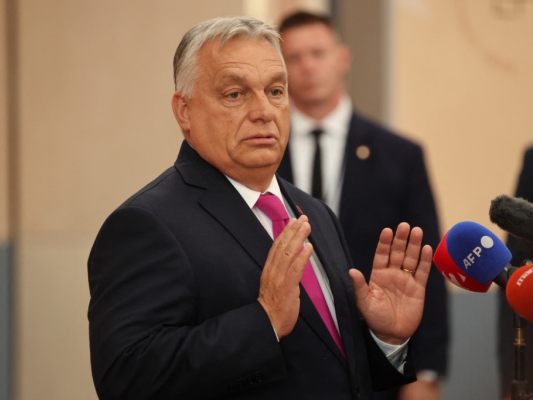 Orban sieht Ungarn als einziges friedliebendes Land in Europa Orban sieht Ungarn als einziges friedliebendes Land in Europa