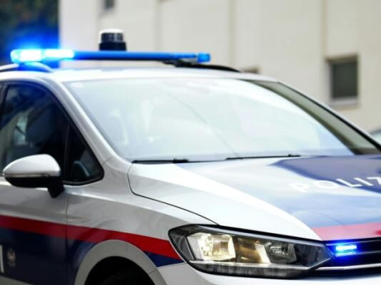 Alkoholisierte 64-Jähriger stieß Todesdrohungen aus und wurde vorläufig festgenommen Alkoholisierte 64-Jähriger stieß Todesdrohungen aus und wurde vorläufig festgenommen