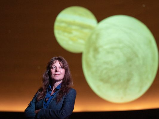 In den USA tätige österreichische Astronomin Lisa Kaltenegger In den USA tätige österreichische Astronomin Lisa Kaltenegger