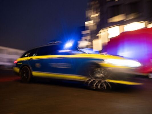 33-Jähriger soll Teenager mit Messer tödlich verletzt haben 33-Jähriger soll Teenager mit Messer tödlich verletzt haben