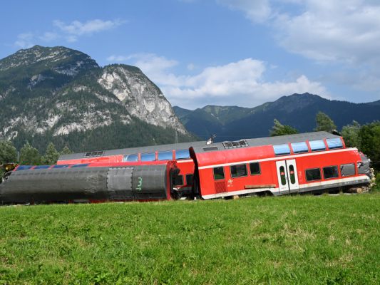 Bahnmitarbeitern wird fahrlässige Tötung vorgeworfen Bahnmitarbeitern wird fahrlässige Tötung vorgeworfen