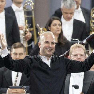 Dirigent Yannick Nézet-Séguion beim Sommernachtskonzert 2023