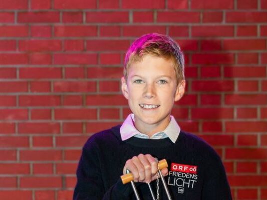 Florian wird das Licht in Wien in Empfang nehmen