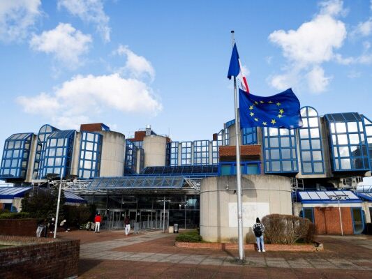 Zwei-Polizisten-in-Frankreich-unter-Vergewaltigungsverdacht