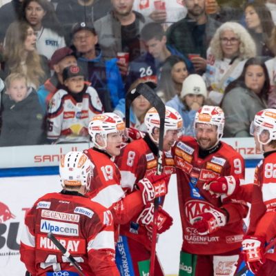 Der KAC jubelte über einen Sieg in Linz