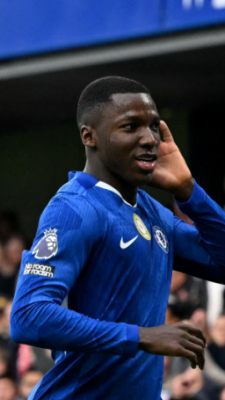 Jubel bei Chelseas Caicedo nach Sieg über Liverpool