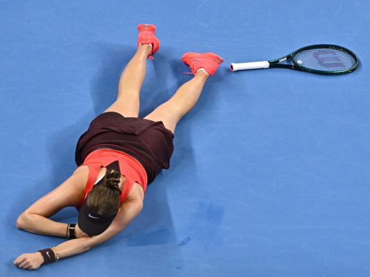Überglückliche Turniersiegerin Anisimova