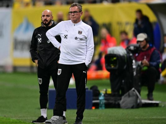 Rangnick nach Niederlage in Bukarest enttäuscht Rangnick nach Niederlage in Bukarest enttäuscht