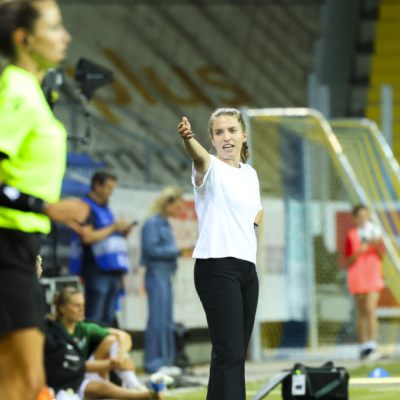 Alzner muss wieder zurück in die zweite Reihe