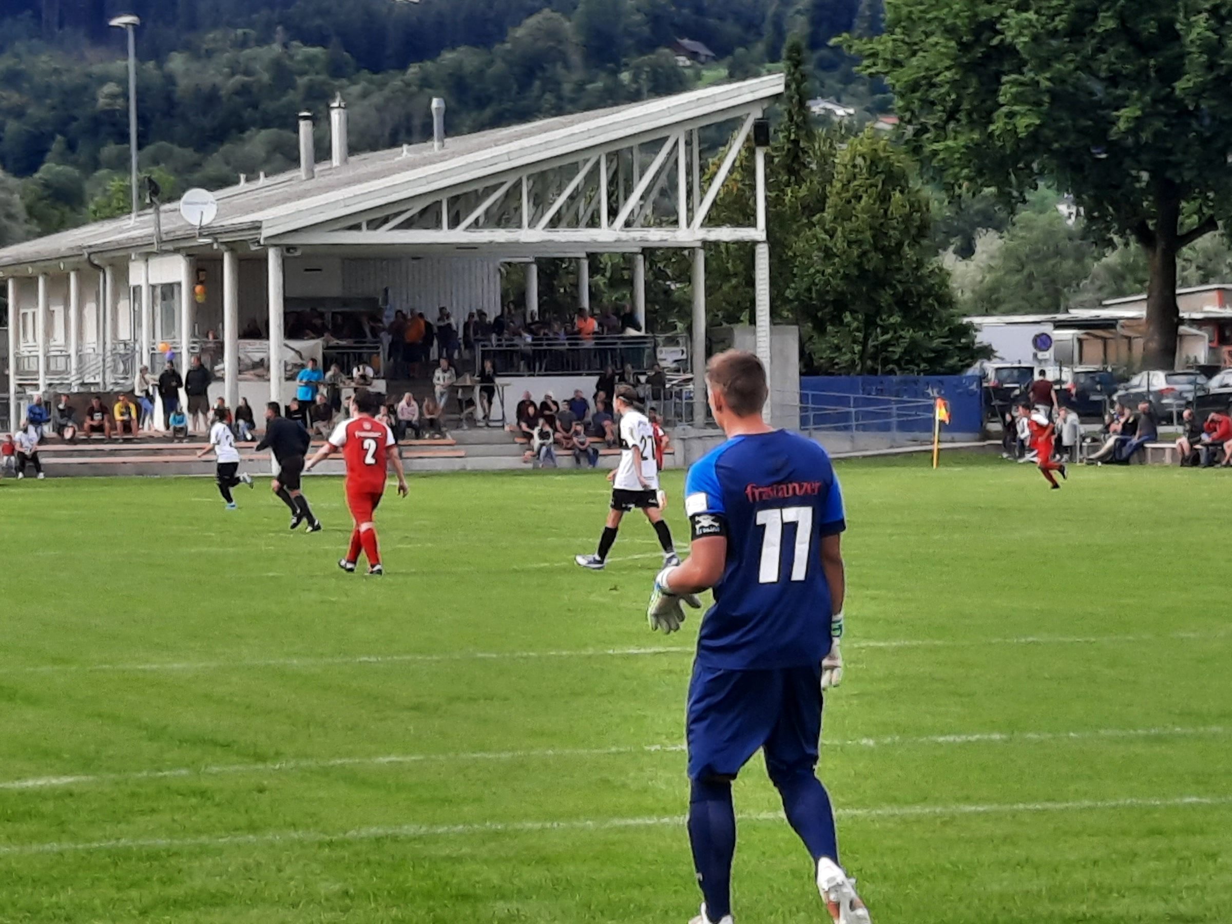 Spannung pur bei den Fussballspielen aller Mannschaften  des SV Satteins