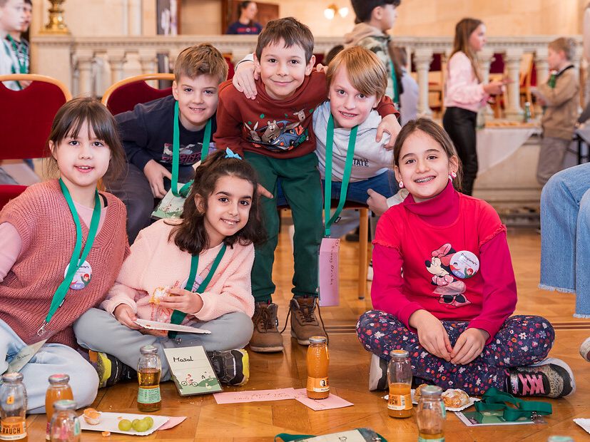 Das Kinder- und Jugendparlament findet im Wiener Rathaus statt. Das Kinder- und Jugendparlament findet im Wiener Rathaus statt.