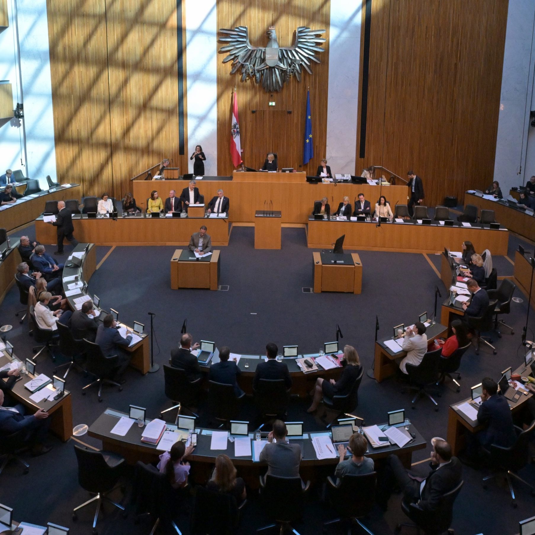 Der Nationalrat beschloss einstimmig neue Regeln für freie Dienstnehmer.