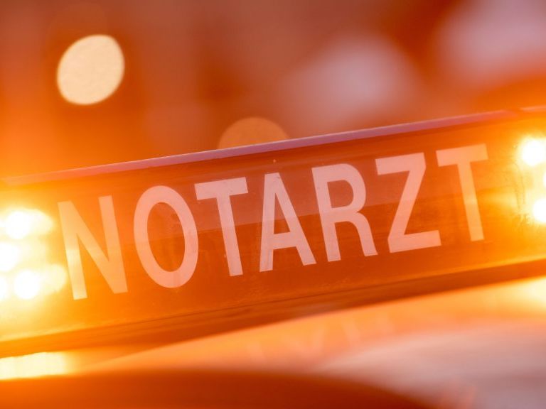 Nieder-sterreich-81-J-hrige-von-26-J-hriger-auf-Zebrastreifen-niedergefahren