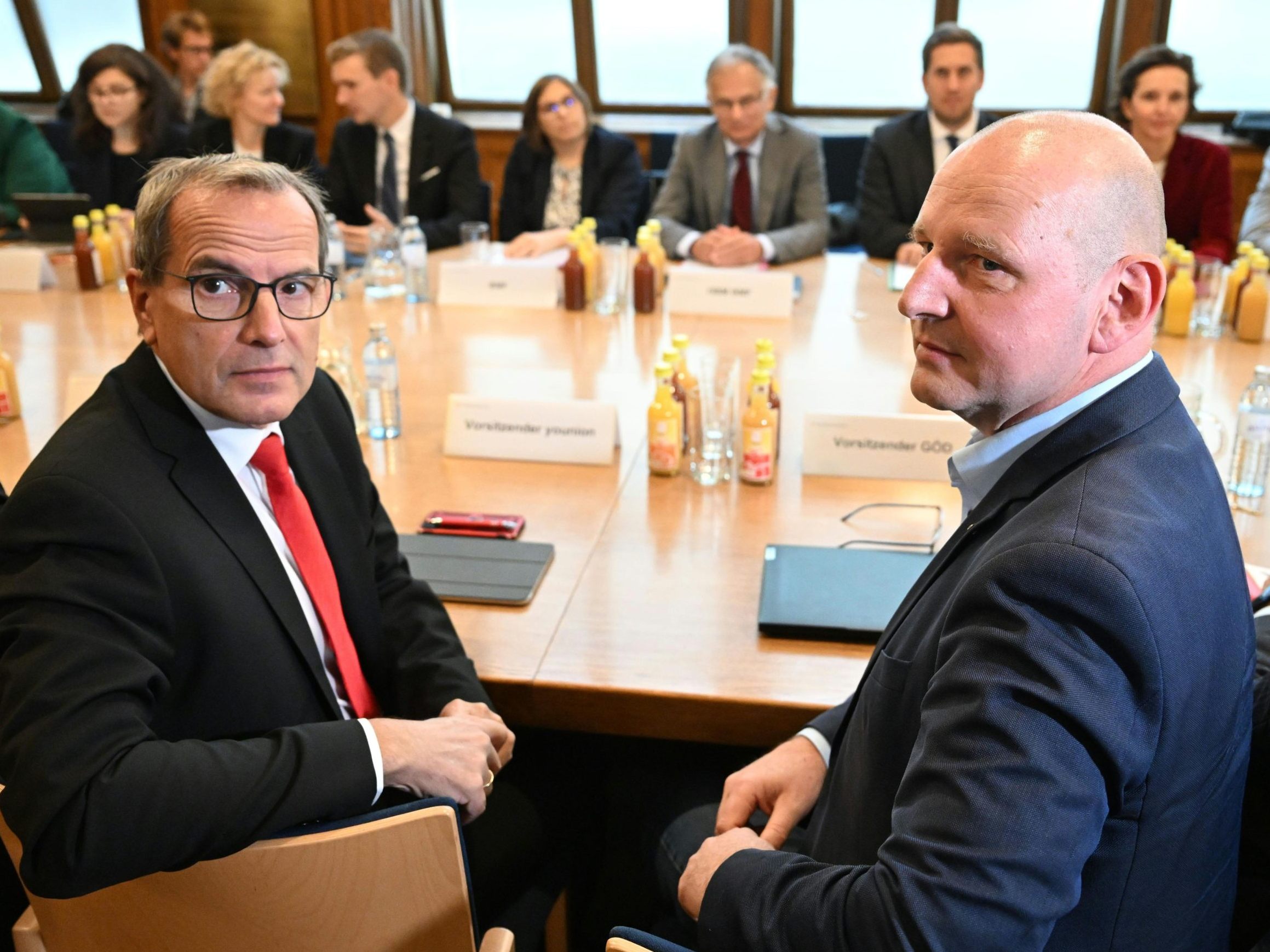 M-hsames-Ringen-um-Beamten-KV-vor-n-chster-Verhandlungsrunde