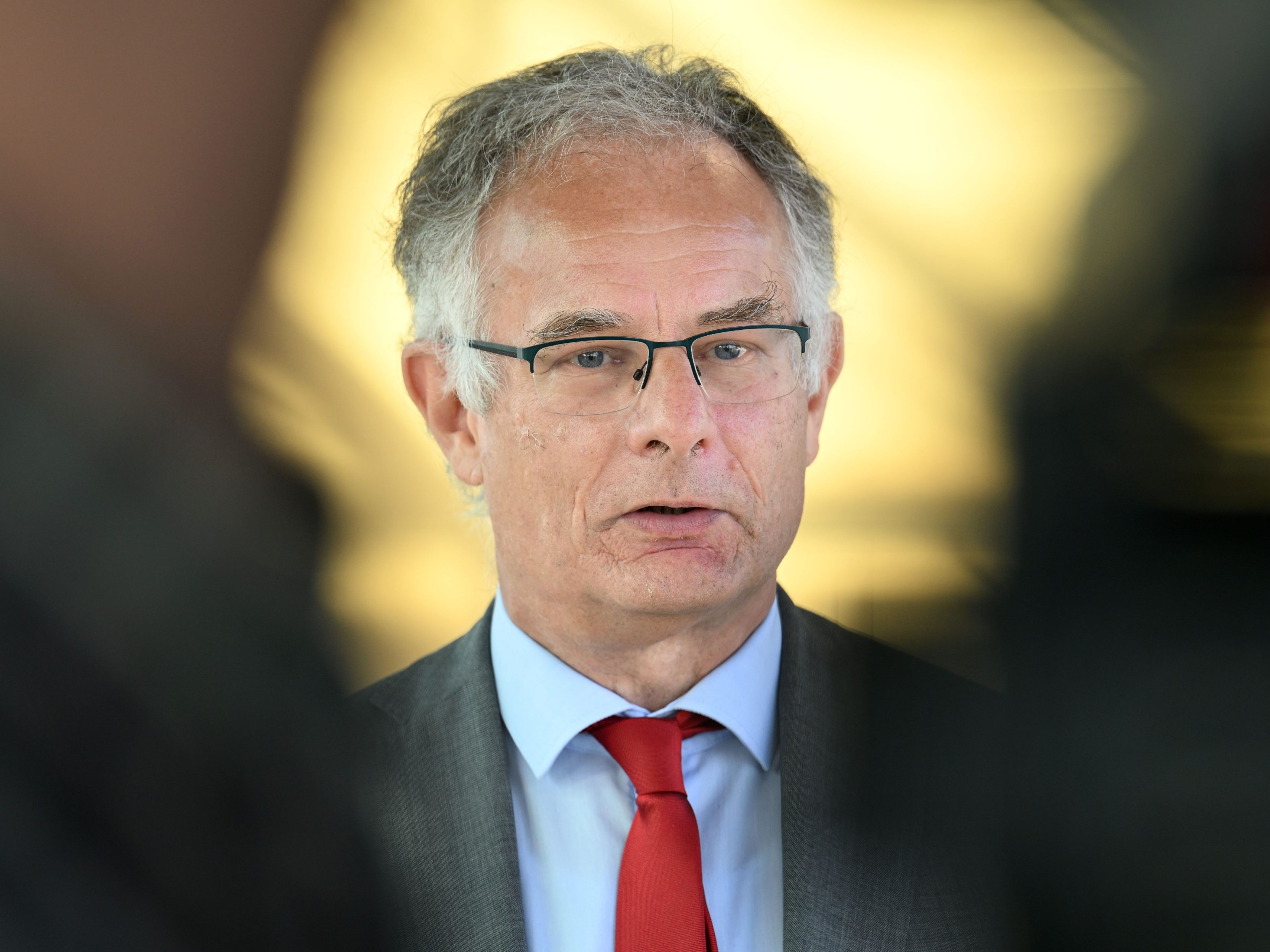 Das Budget-Ziel für 2026 bleibt bei einem Minus von 4,2 Prozent. Das Budget-Ziel für 2026 bleibt bei einem Minus von 4,2 Prozent.