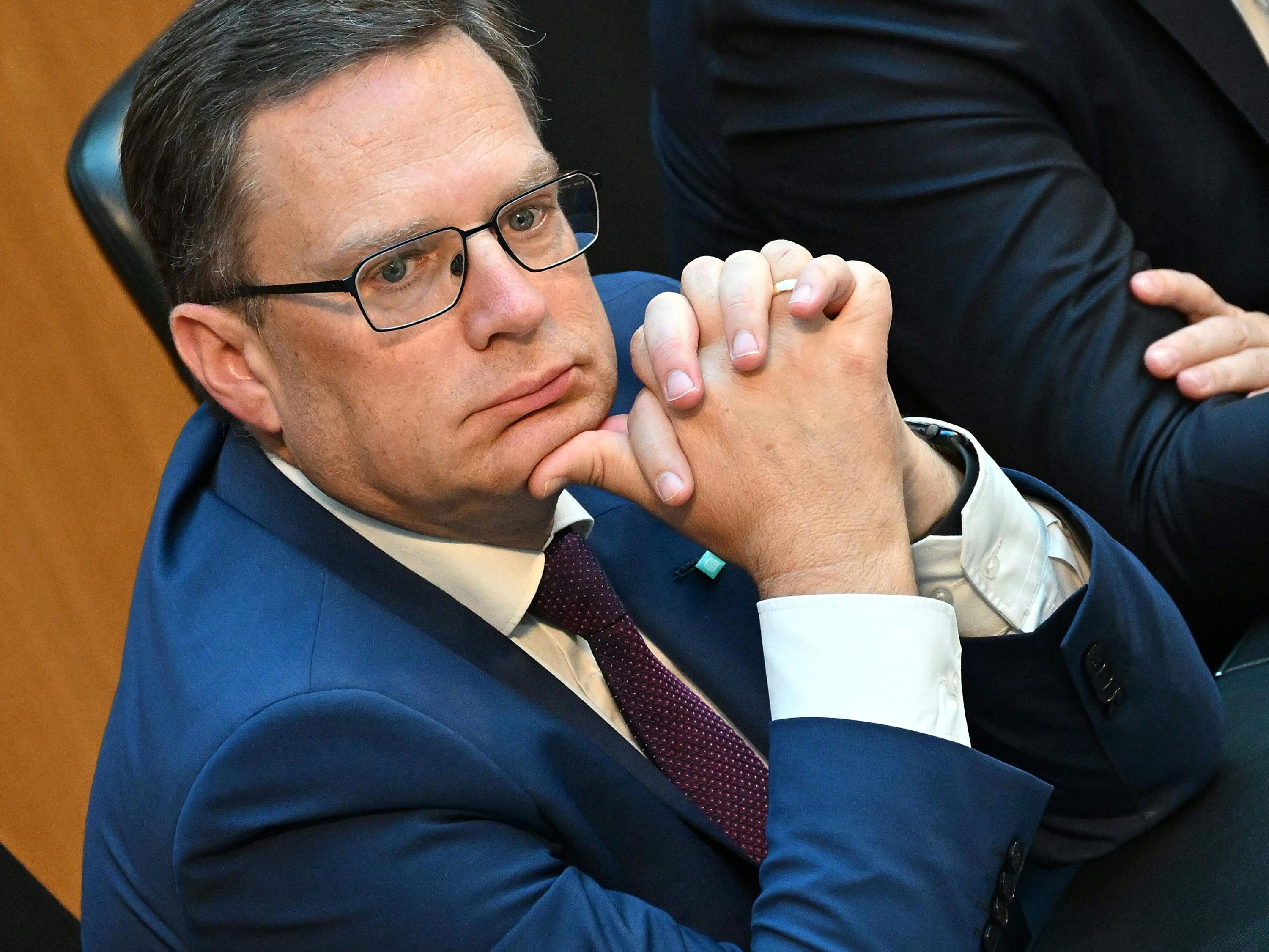 Auch Wöginger kündigt "Verantwortungsübernahme" an. Auch Wöginger kündigt "Verantwortungsübernahme" an.