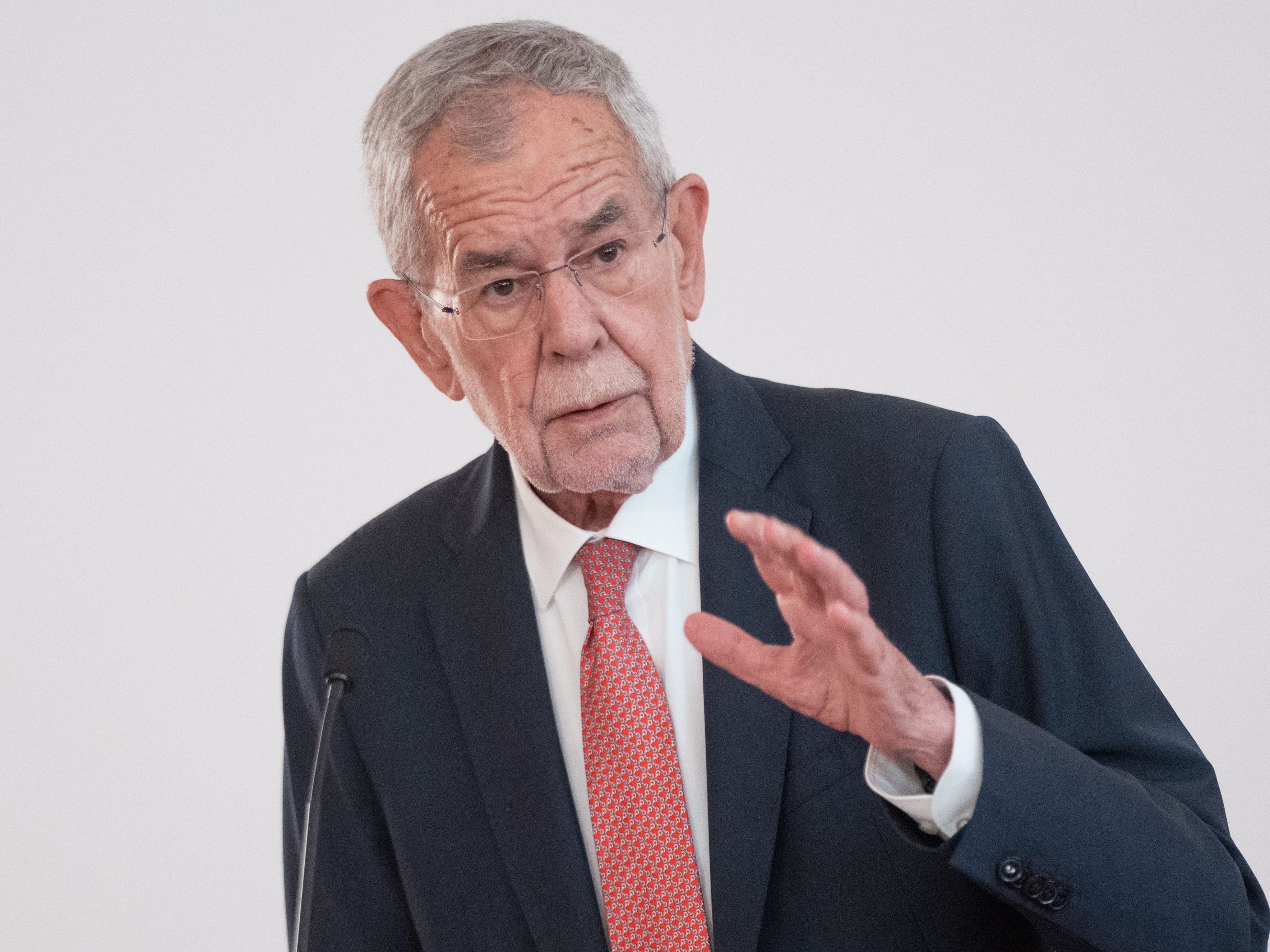 Zwei-Jahre-nach-Hamas-Angriff-Van-der-Bellen-erinnert-an-7-Oktober-2023