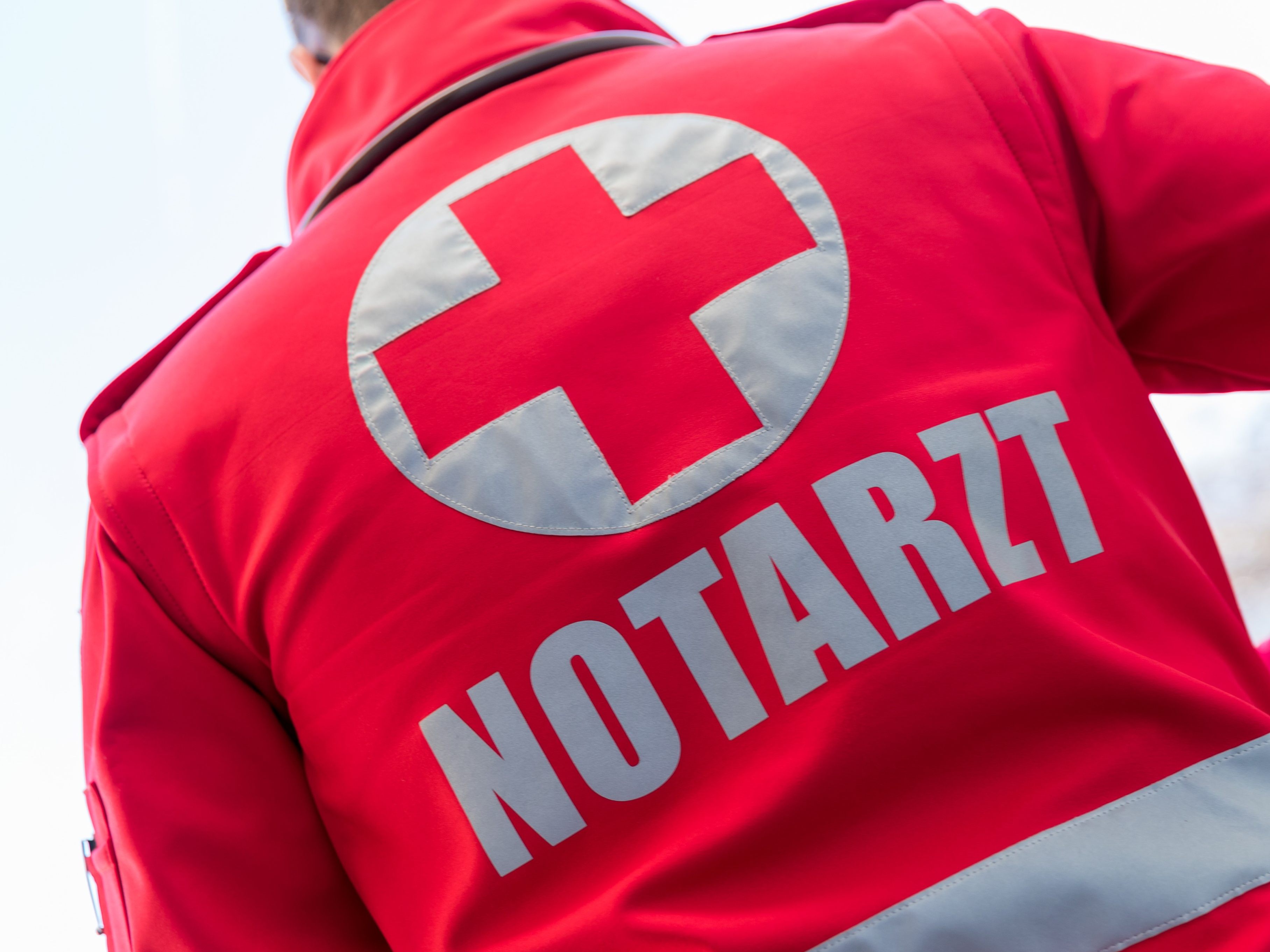 Drei Schwerverletzte nach einem Verkehrsunfall im Bezirk Horn. Drei Schwerverletzte nach einem Verkehrsunfall im Bezirk Horn.