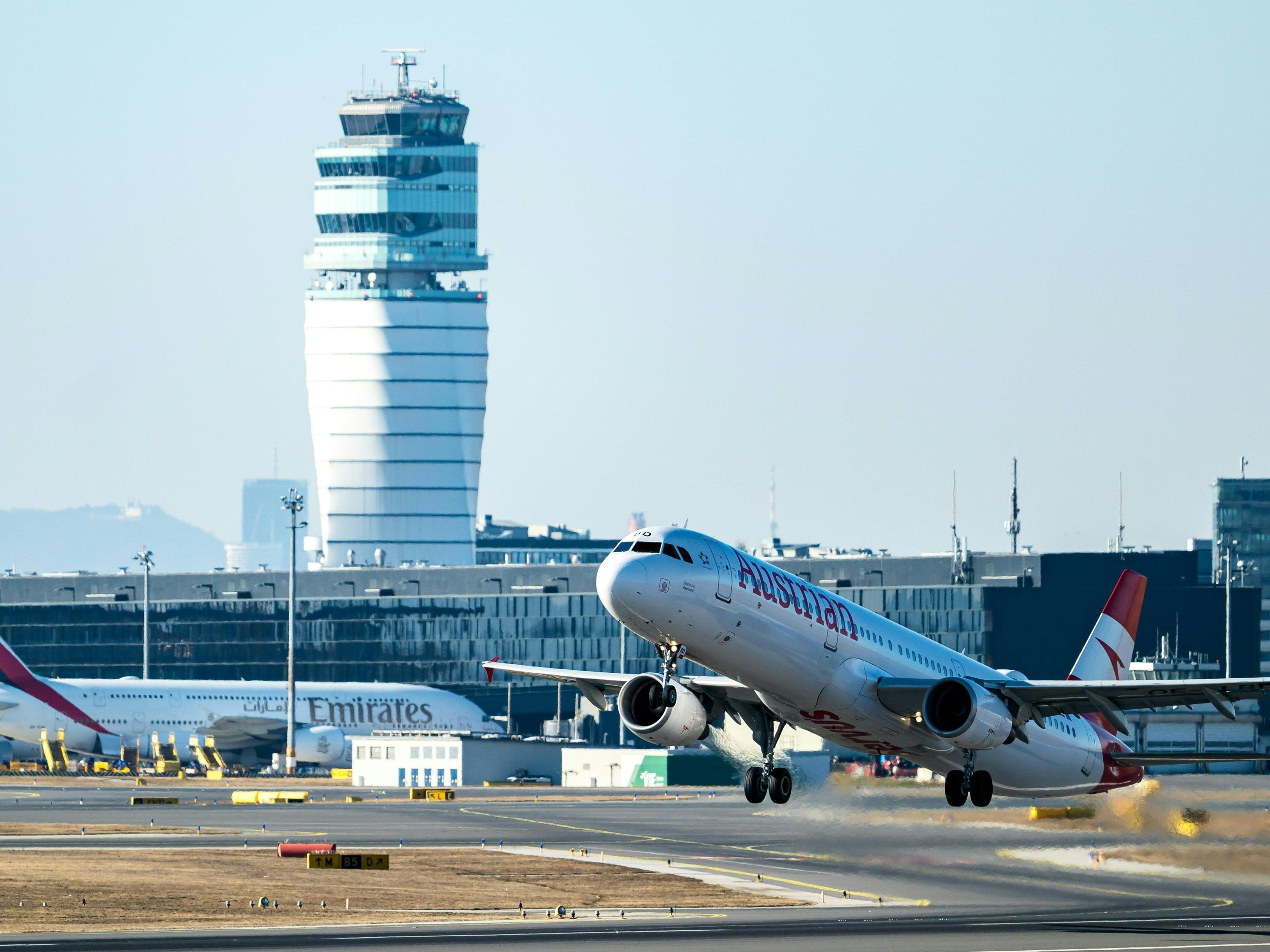 Leichtes-Passagier-Plus-f-r-Flughafen-Wien
