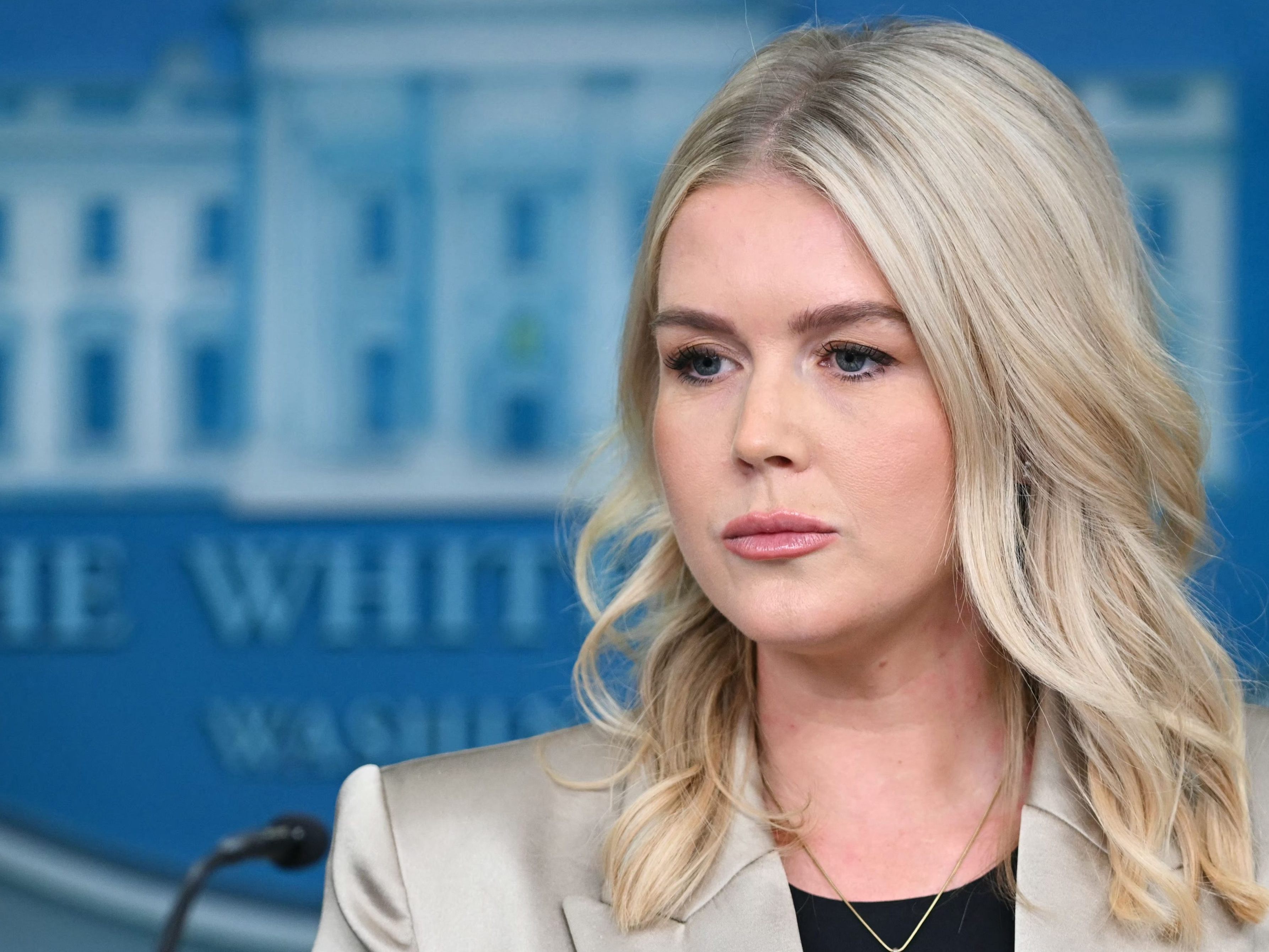 -quot-Deine-Mutter-quot-Trump-Sprecherin-attackiert-Journalisten