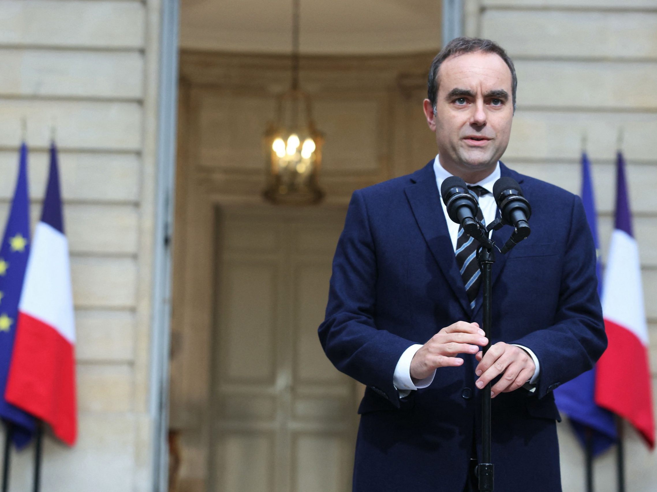Lecornu tritt zurück: Frankreichs Regierung in neuer Krise