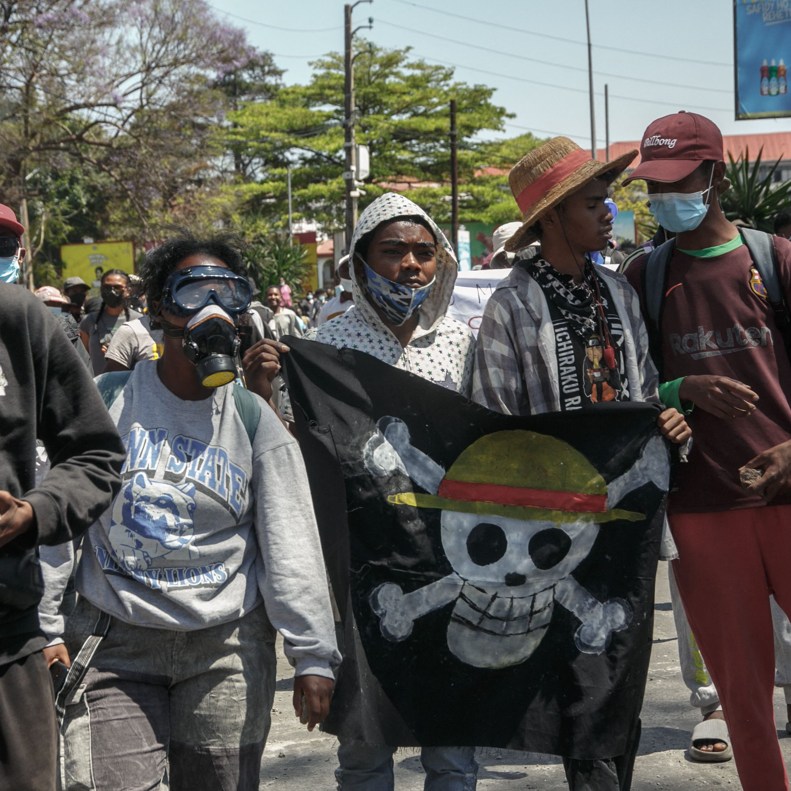 Weltweit rebelliert die Gen Z – jetzt fällt die Politik