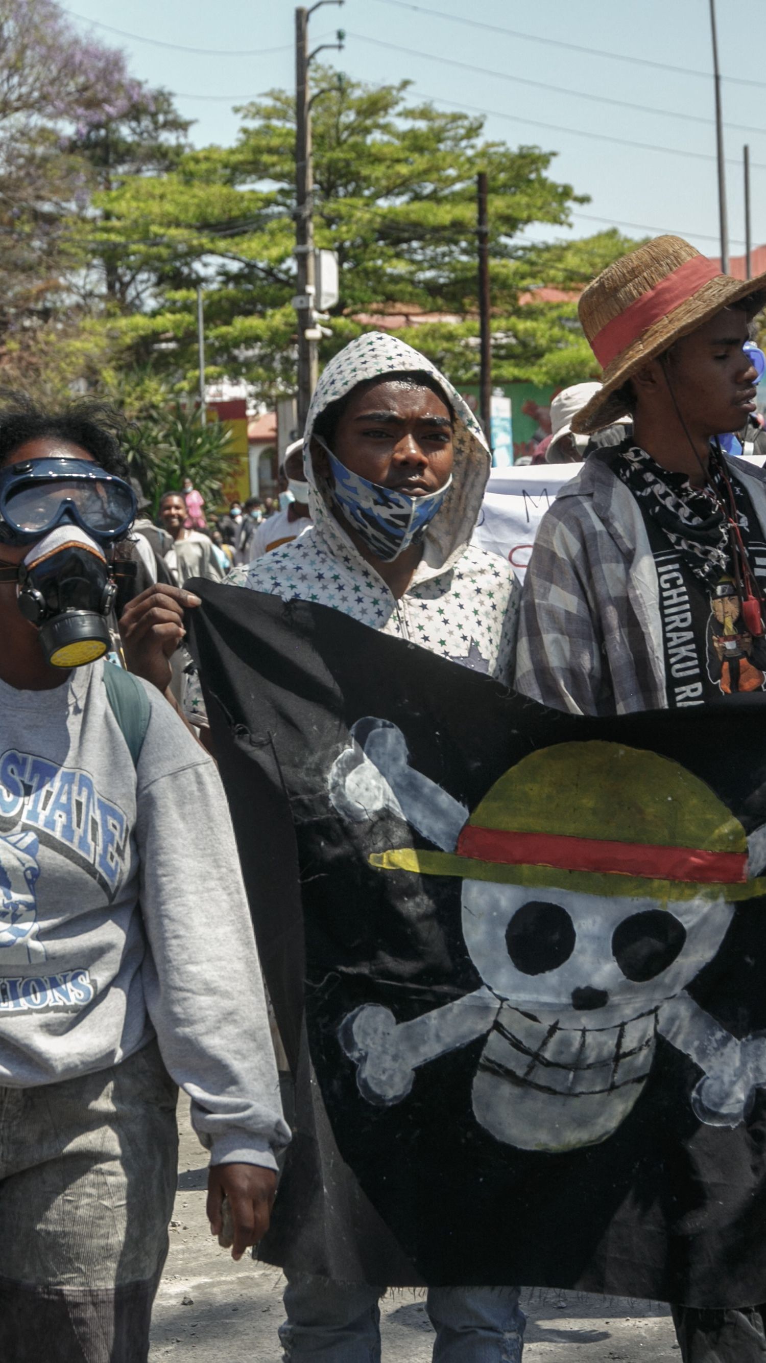 Weltweit rebelliert die Gen Z – jetzt fällt die Politik