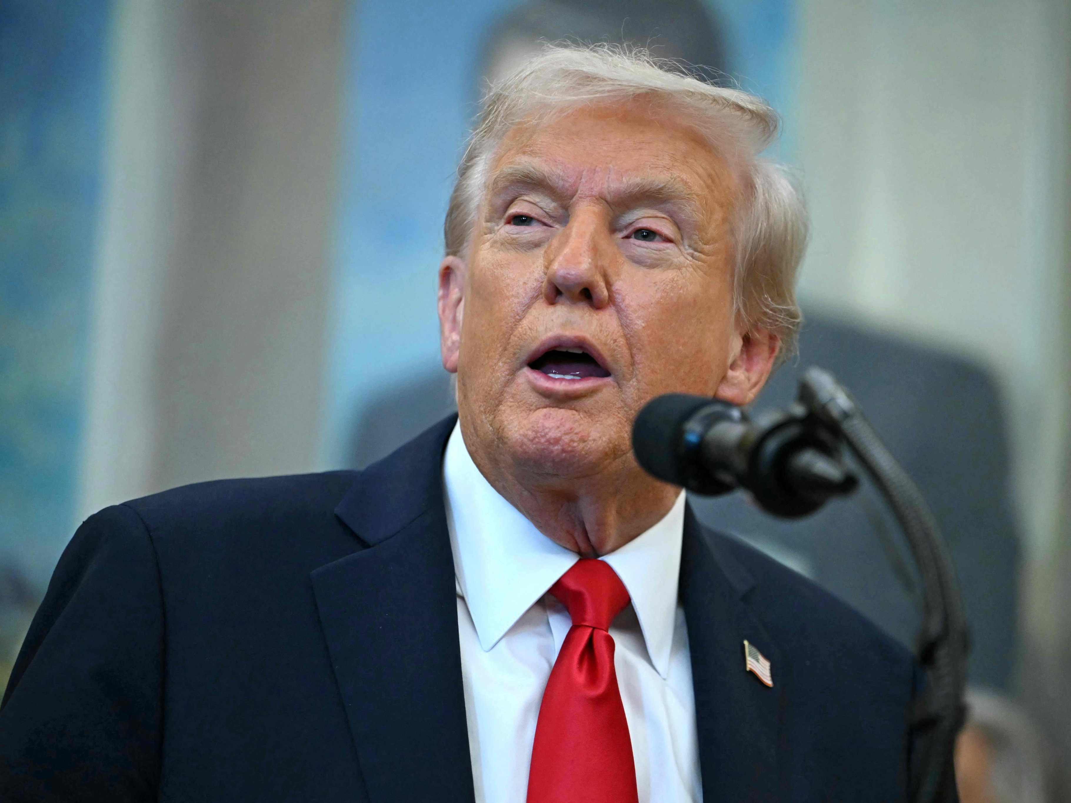 US-Präsident Donald Trump bei einer Erklärung im Oval Office des Weißen Hauses. US-Präsident Donald Trump bei einer Erklärung im Oval Office des Weißen Hauses.