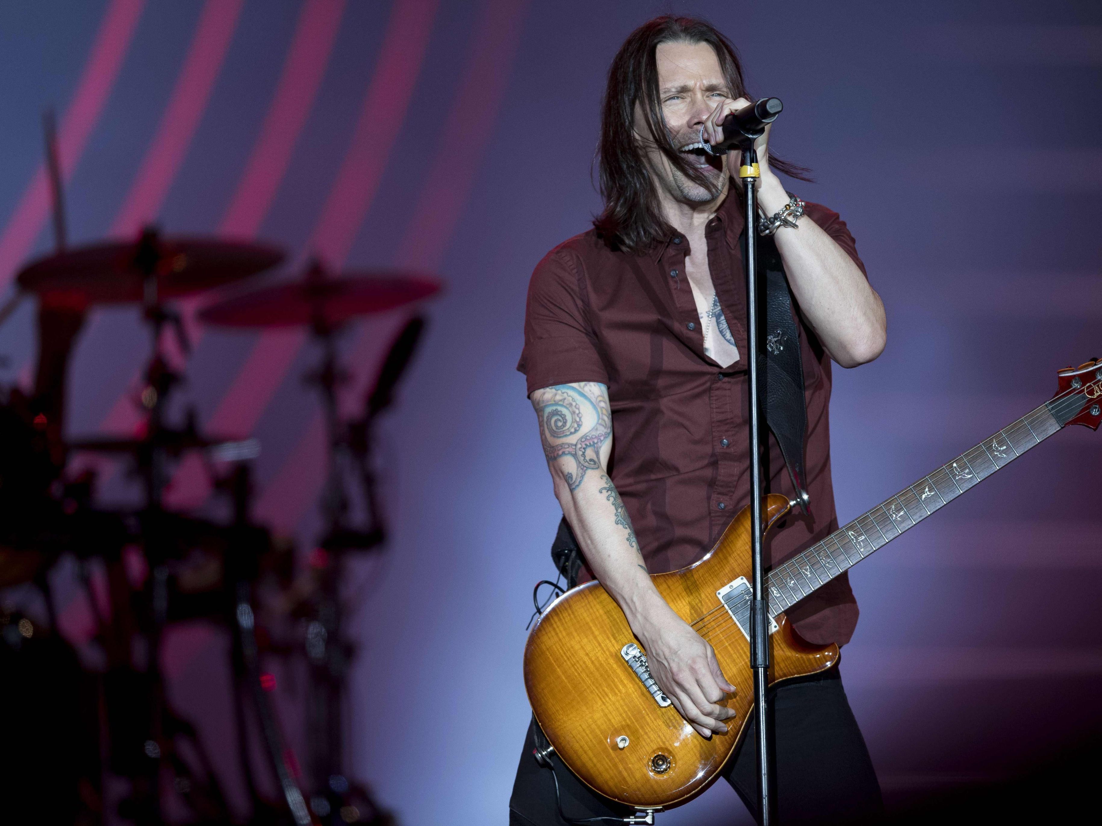 Ernste-Themen-und-legend-re-Gitarren-Alter-Bridge-k-ndigen-neues-Album-an