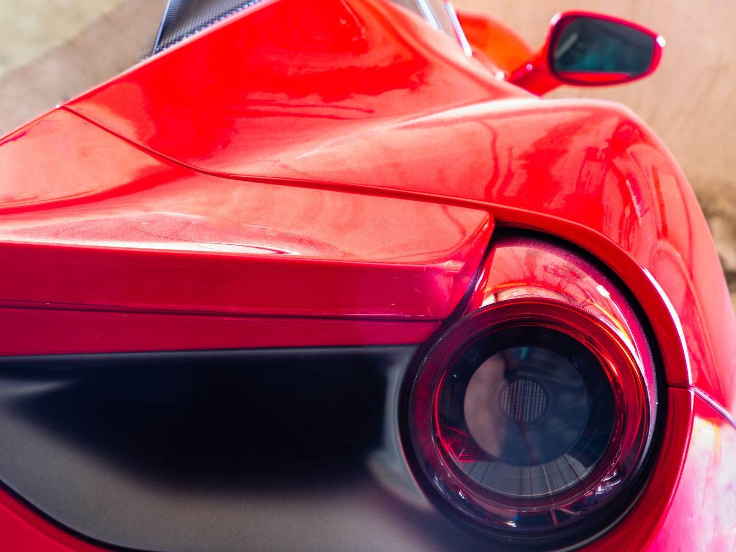 Der Wiener Autobetrüger verursachte einen Schaden von 580.000 Euro. Der Wiener Autobetrüger verursachte einen Schaden von 580.000 Euro.