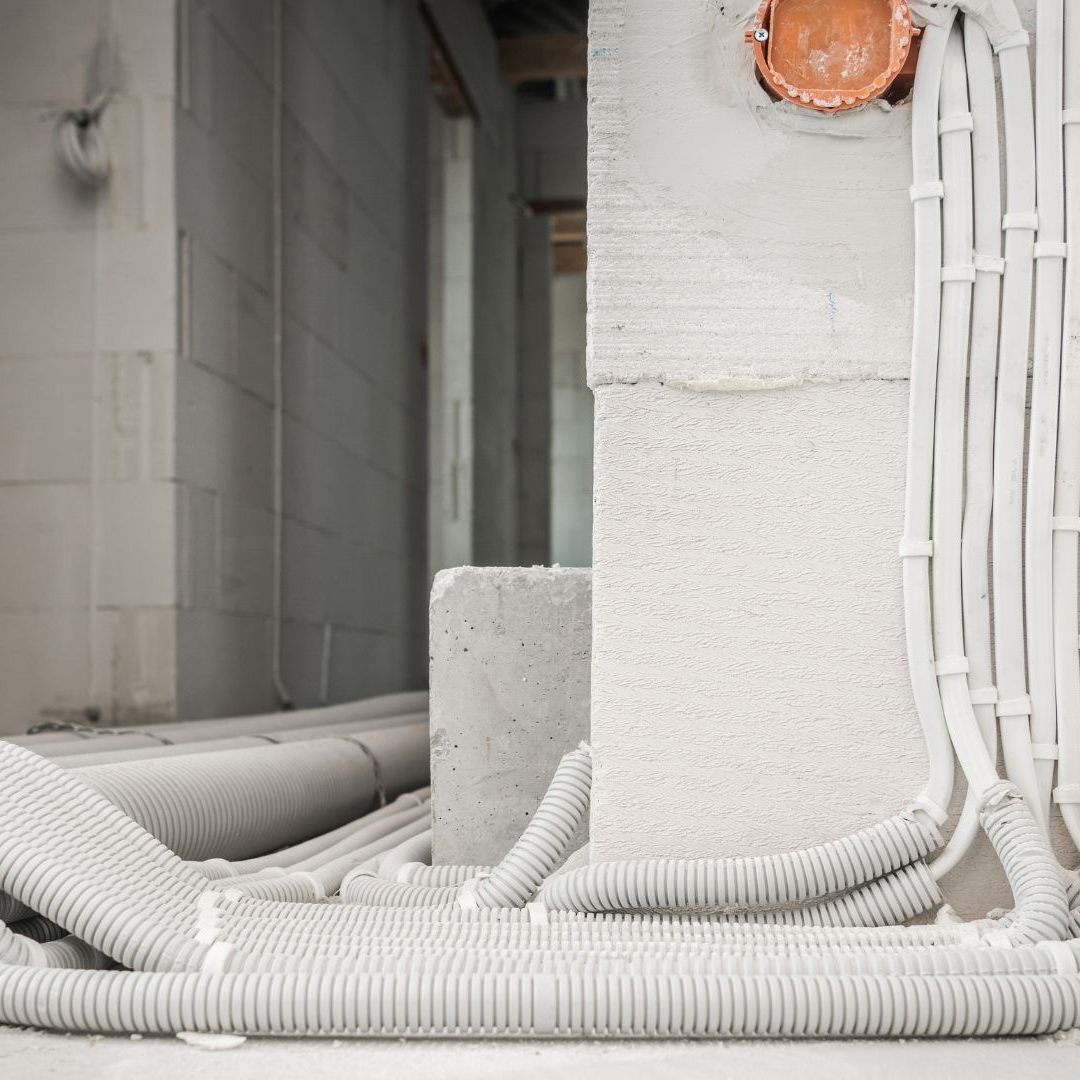 Der Neubau von Wohnungen verbleibt auf tiefem Niveau.