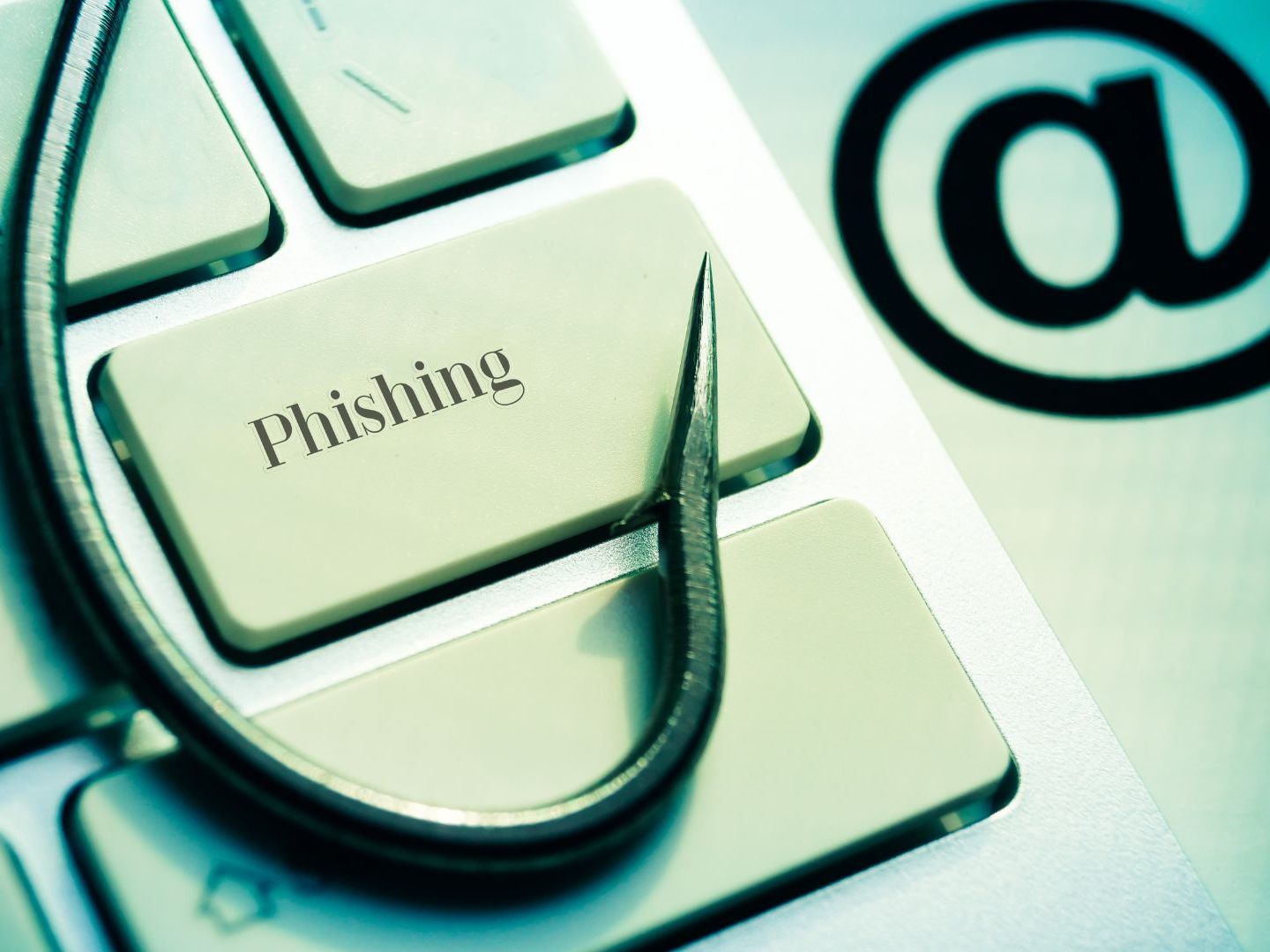 Sch-den-in-Millionen-H-he-durch-Phishing-Kampagne-kl-rt-ber-Betrugsmasche-auf